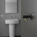 VÁLVULA ANGULAR MODELO DECO COM ALÇA REDONDA, PRETA, ½ X 3/8 POL