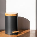 CAIXOTE DO LIXO COM PEDAL PRETO/BAMBU 3L ANDREA HOUSE