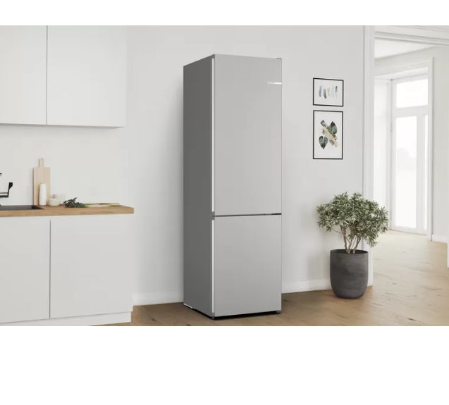 Bosch Serie 4 KGN392ICF frigorífico e congelador Independente 363